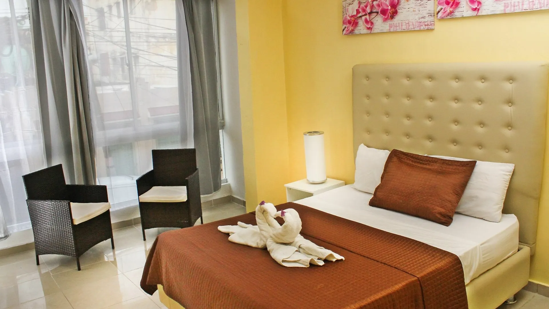 Bed and Breakfast Rig Puerto Malecon Santo Domingo 3*,